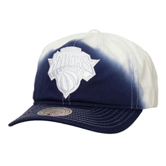 Mitchell & Ness New York Knicks Dip Dye Pro Crown Adjustable Hat