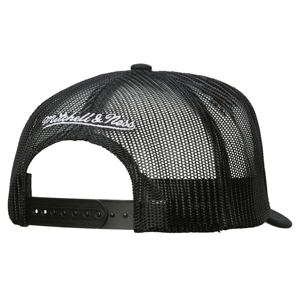 NHL Los Angeles Kings Mitchell & Ness Gridlock Trucker Adjustable Hat