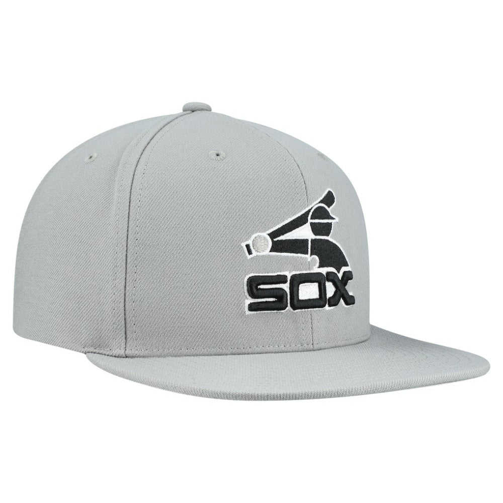 Gray Chicago White Sox Mitchell & Ness Cooperstown Collection Basic Flip Snapback Hat