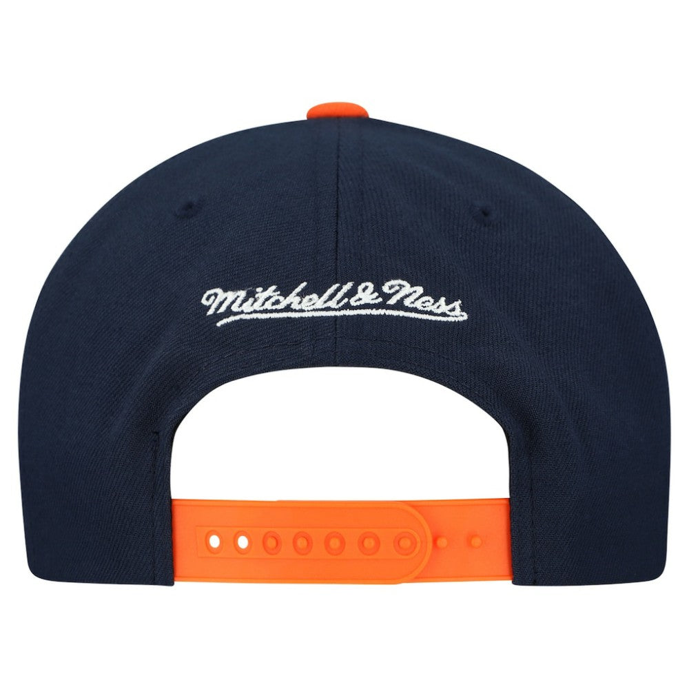 White Houston Astros Mitchell & Ness Cooperstown Collection Basic Flip Snapback Hat