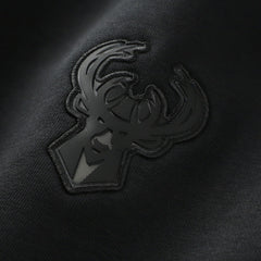 Nike Milwaukee Bucks Authentic Standard Issue Travel Dri-FIT Sweatshirt