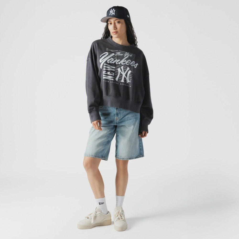 Navy New York Yankees New Era Women's Boxy Mineral Wash Dolmen Sleeve Cropped Sweatshirt