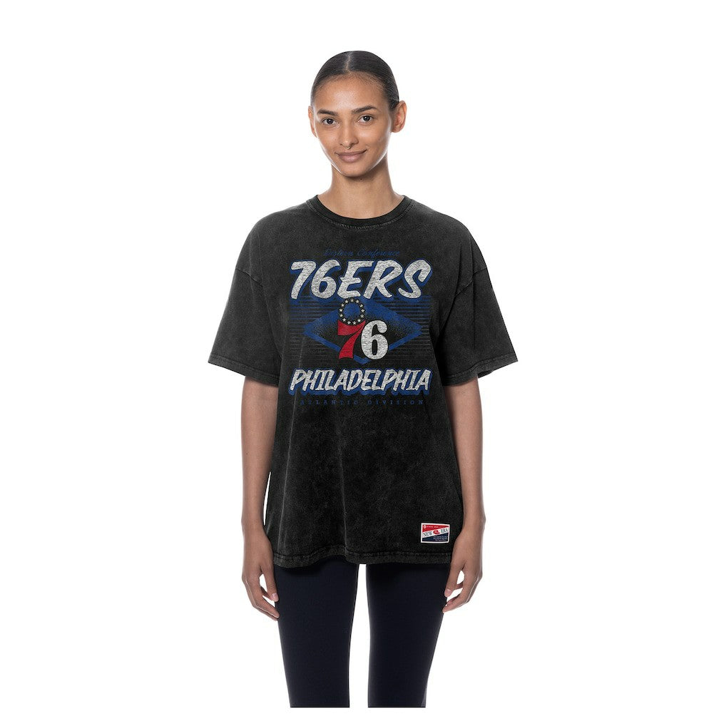 New Era Philadelphia 76ers Women's Throwback Mineral Wash Oversized T-Shirt