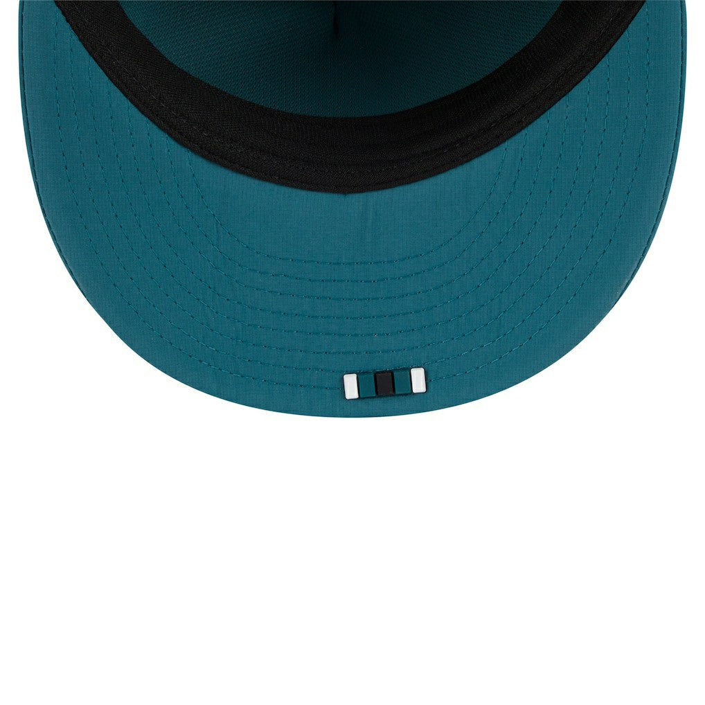 2025 Sideline Retro Crown 59FIFTY Fitted Hat - Philadelphia Eagles Hats