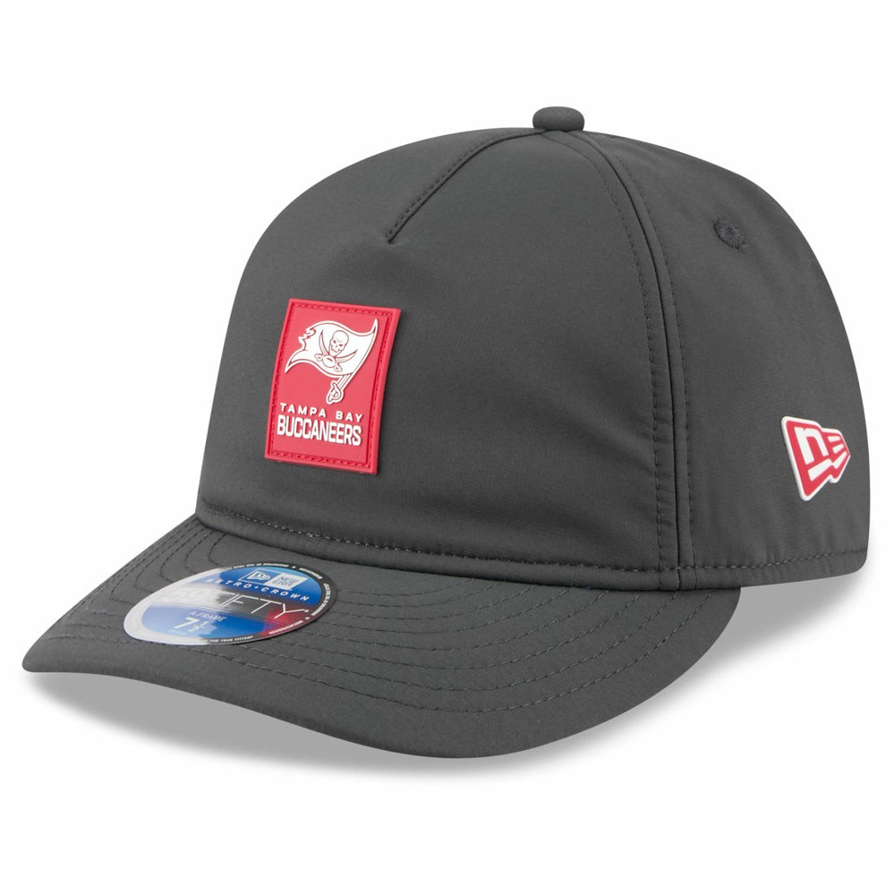 2025 Sideline Cold Weather Retro Crown 59FIFTY Fitted Hat - Tampa Bay Buccaneers Hats