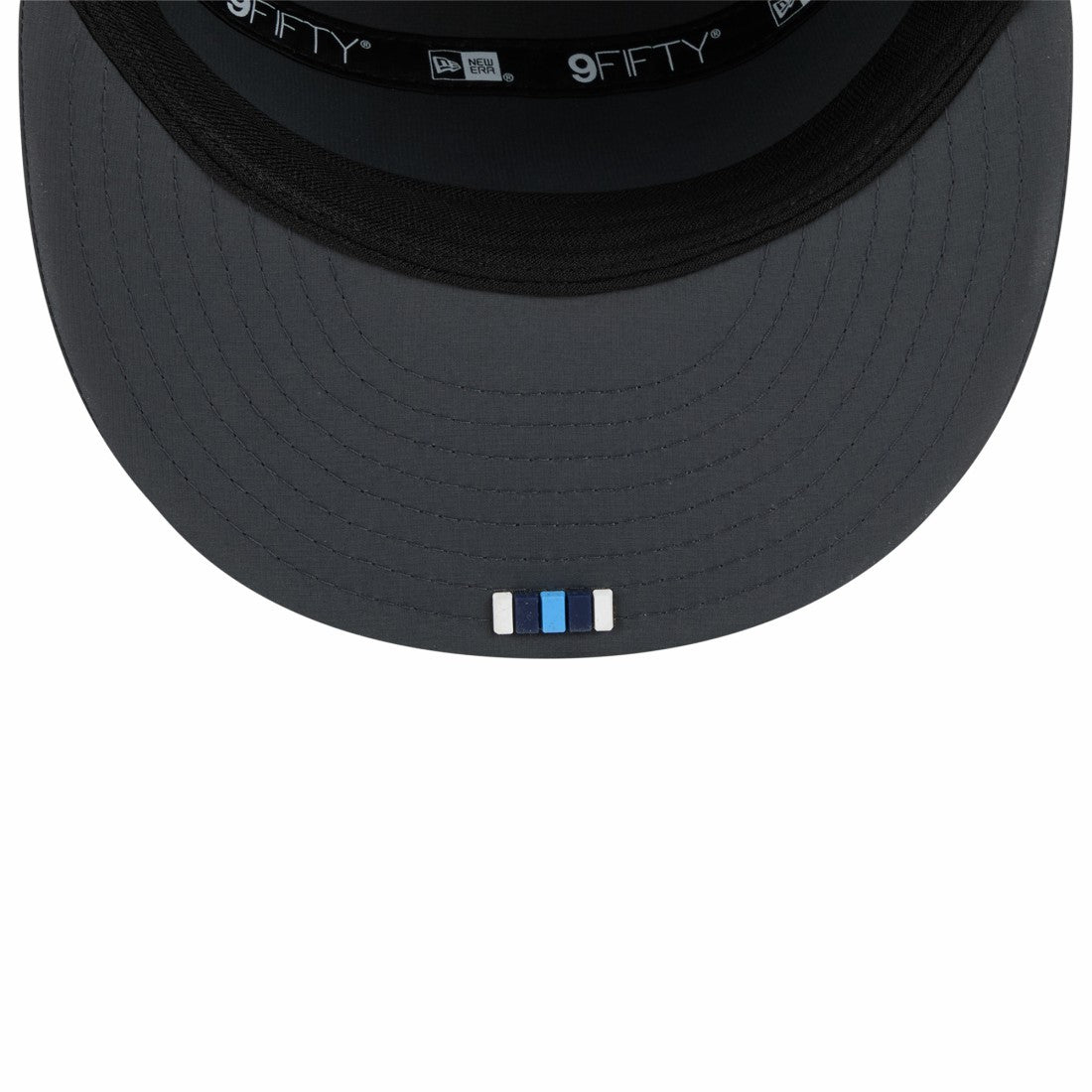 2025 Sideline Cold Weather Split Panel 9FIFTY Snapback Hat - Tennessee Titans Hats