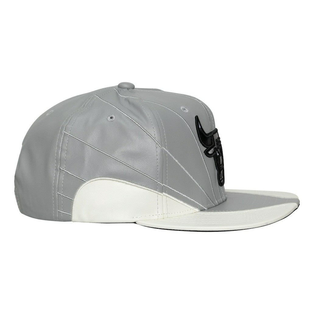 Mitchell & Ness Chicago Bulls Day 12 Two-Tone Faux Leather Snapback Hat
