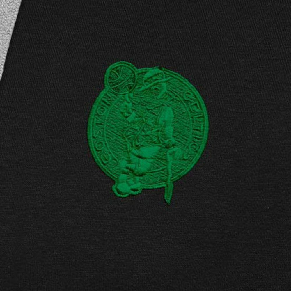 Boston Celtics Antigua St. Patrick's Day Victory Raglan Pullover Hoodie