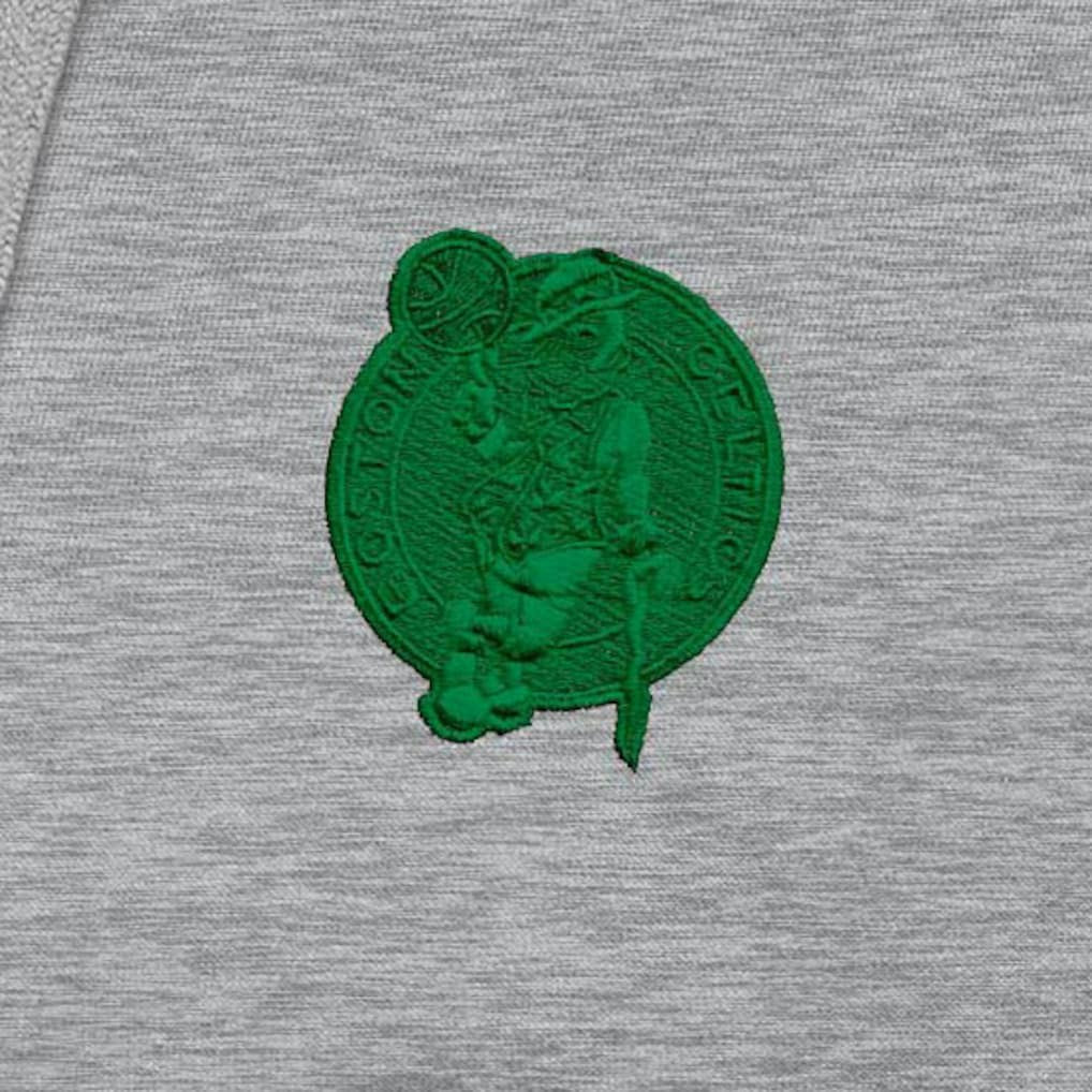 Boston Celtics Antigua St. Patrick's Day Victory Raglan Pullover Hoodie