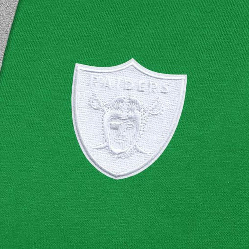Antigua St. Patrick's Day Victory Pullover Hoodie - Las Vegas Raiders Hoodies