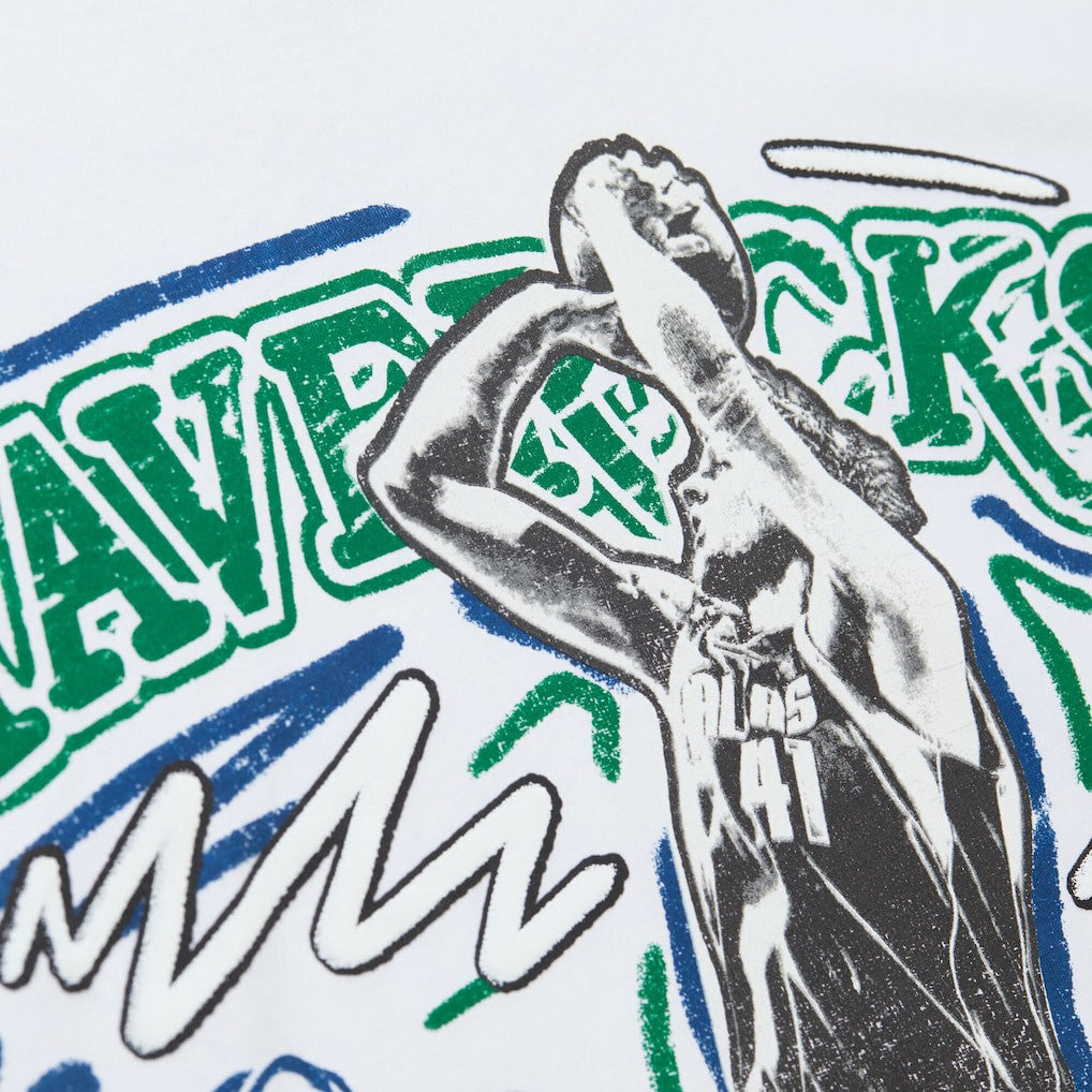 Mitchell & Ness Dirk Nowitzki Dallas Mavericks Hardwood Classics Chalked Up T-Shirt sale