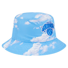 New Era New York Knicks Summer Sun and Storm Reversible Bucket Hat