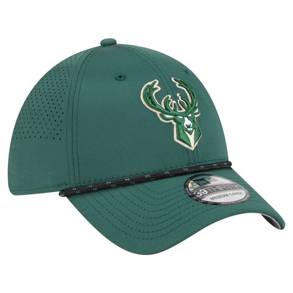 New Era Milwaukee Bucks Featherweight Poly Rope Flex 39Thirty Hat