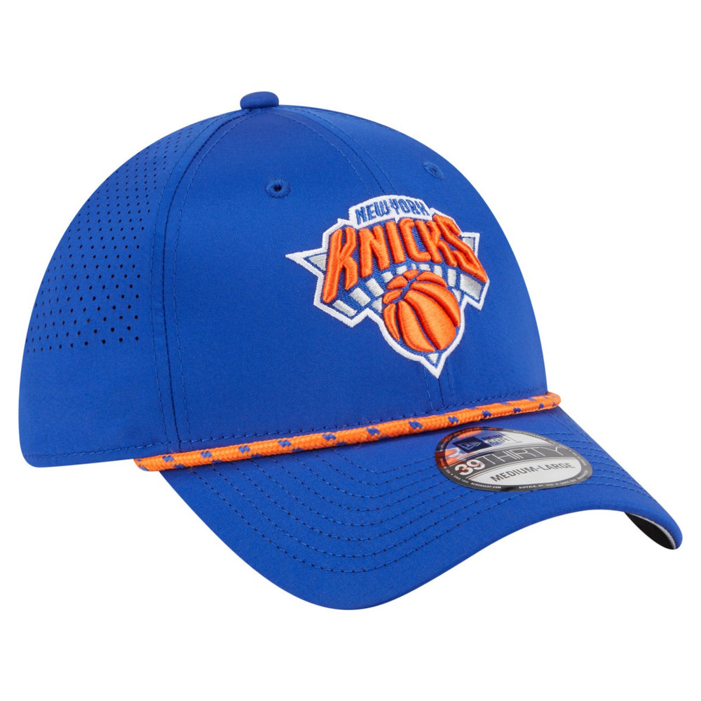 New Era New York Knicks Featherweight Poly Rope Flex 39Thirty Hat