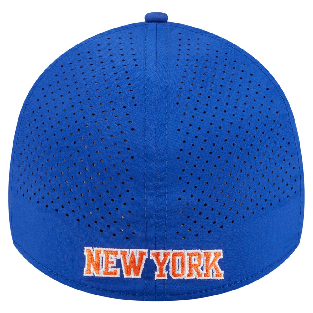 New Era New York Knicks Featherweight Poly Rope Flex 39Thirty Hat
