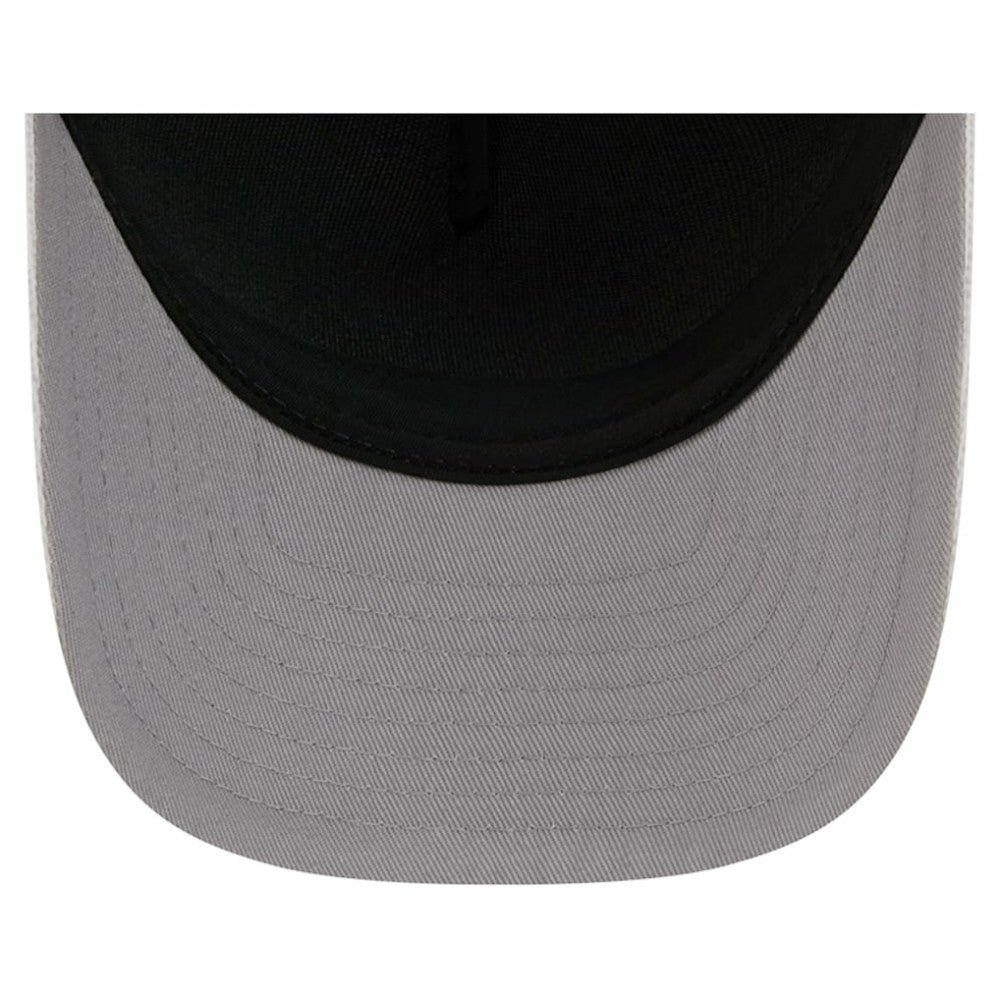 NHL Toronto Maple Leafs New Era Hockey Sock 9FORTY A-Frame M-Crown Adjustable Trucker Hat