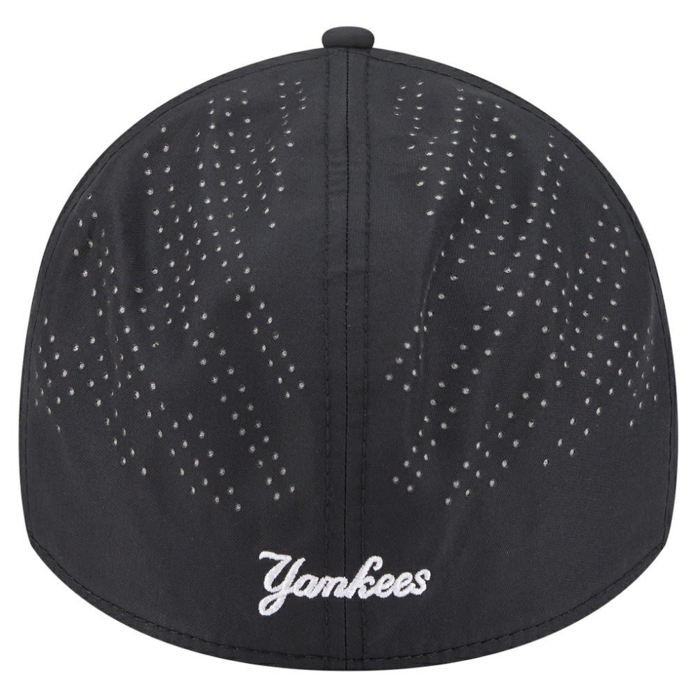 Black New York Yankees New Era Night 39THIRTY Flex Hat