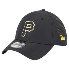 Black Pittsburgh Pirates New Era Night 39THIRTY Flex Hat