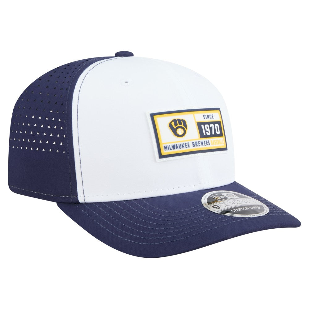 White/Navy Milwaukee Brewers New Era Established Patch 9SEVENTY Adjustable Hat