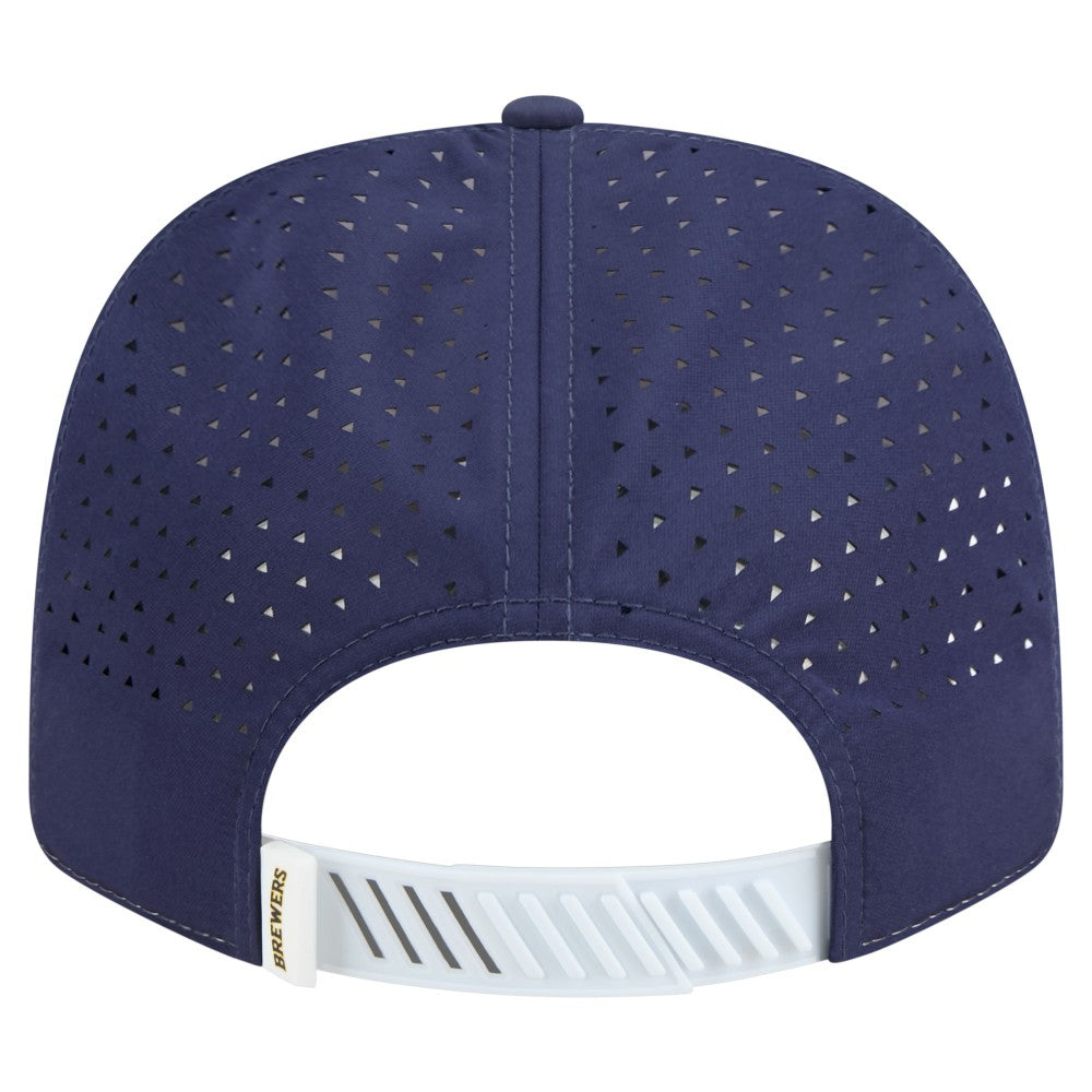 White/Navy Milwaukee Brewers New Era Established Patch 9SEVENTY Adjustable Hat