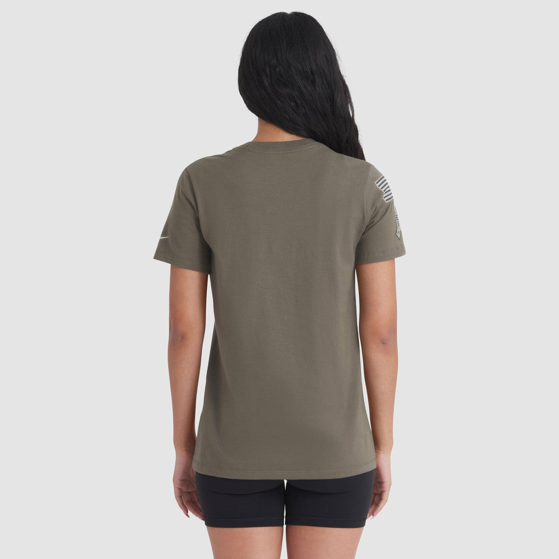 Women's 2025 Salute to Service Sideline T-Shirt - Tampa Bay Buccaneers T-shirts