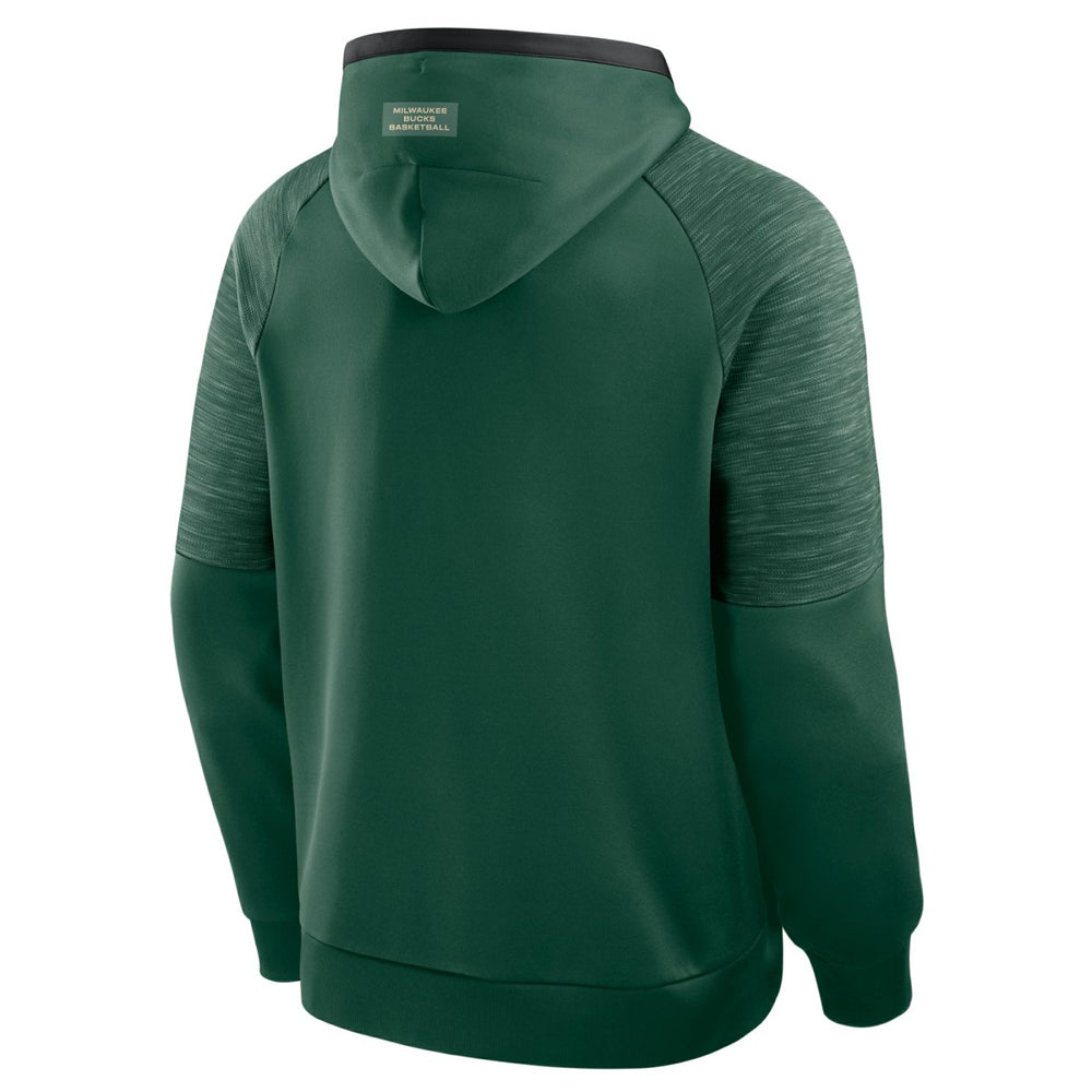 Fanatics Milwaukee Bucks Pick & Roll Defender Pullover Hoodie