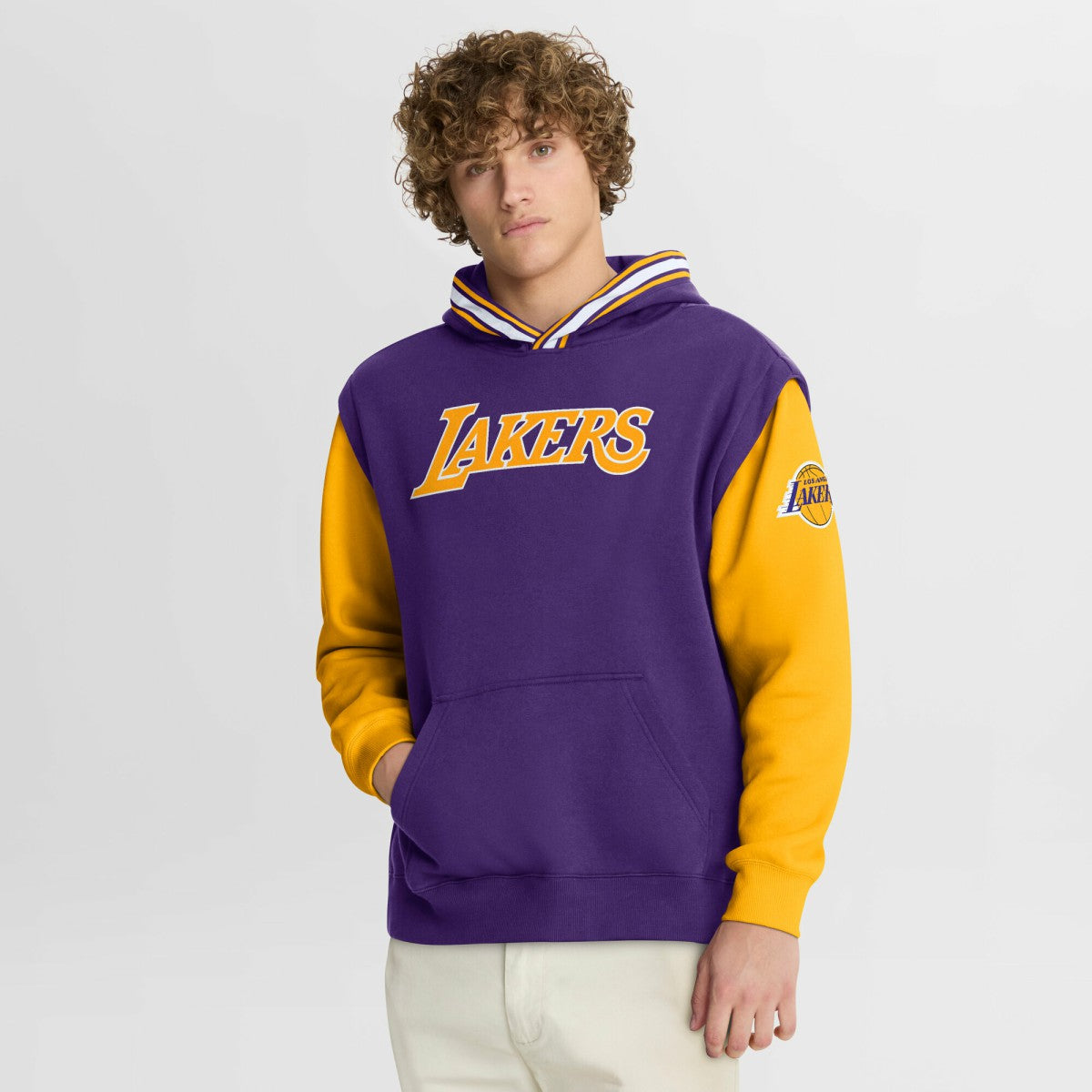 Fanatics Los Angeles Lakers Half Court Shot Clock Fastbreak Hoodie