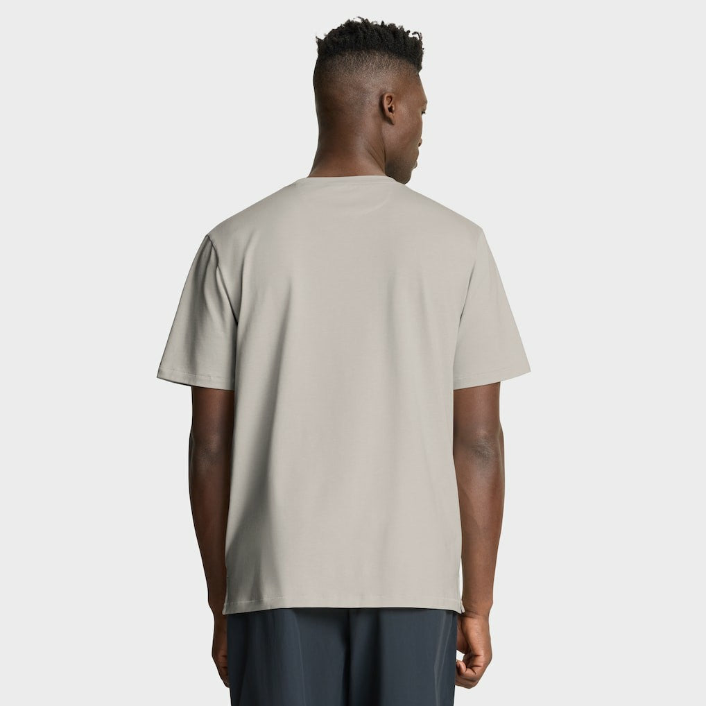 Fanatics New York Knicks Crossover Collection Pull Up Jumper Shot Premium T-Shirt