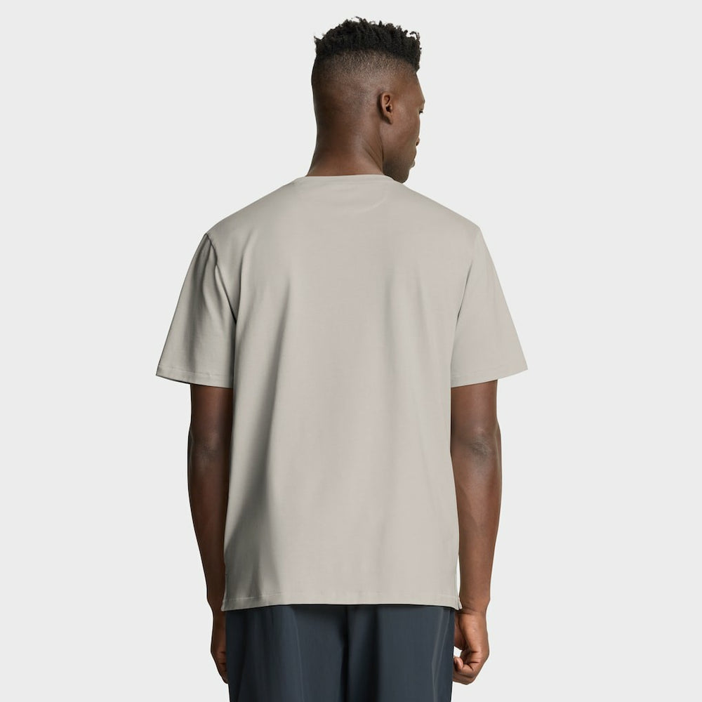 Fanatics New York Knicks Crossover Collection Pull Up Jumper Shot Premium T-Shirt