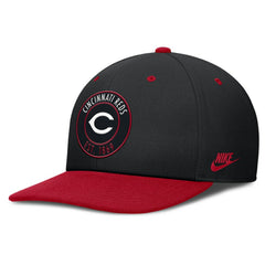 Black/Red Cincinnati Reds Nike Cooperstown Collection Pro Dri-FIT Snapback Hat