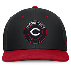 Black/Red Cincinnati Reds Nike Cooperstown Collection Pro Dri-FIT Snapback Hat