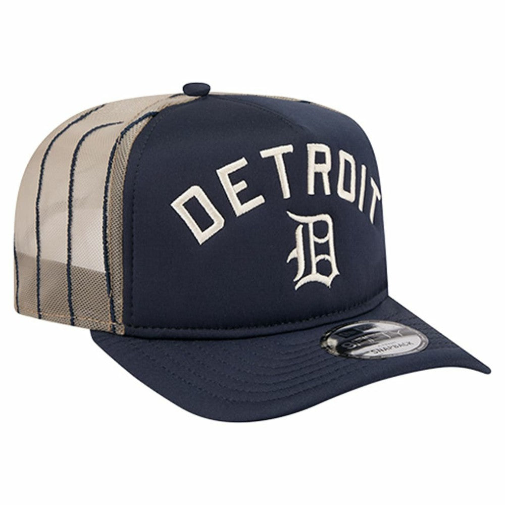 Navy Detroit Tigers New Era Vintage Arched Foam Front 9FIFTY A-Frame Adjustable Trucker Hat