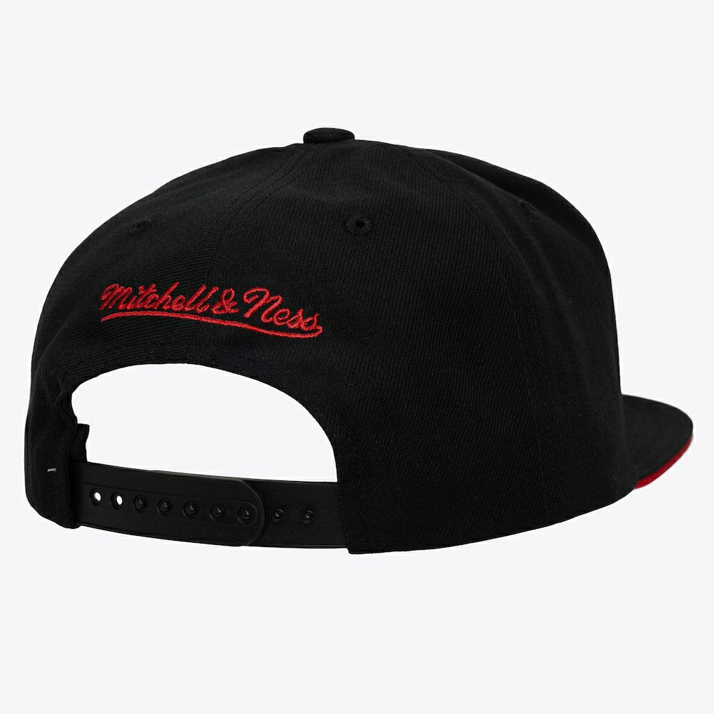 Mitchell & Ness Philadelphia 76ers Color Pop Snapback Hat