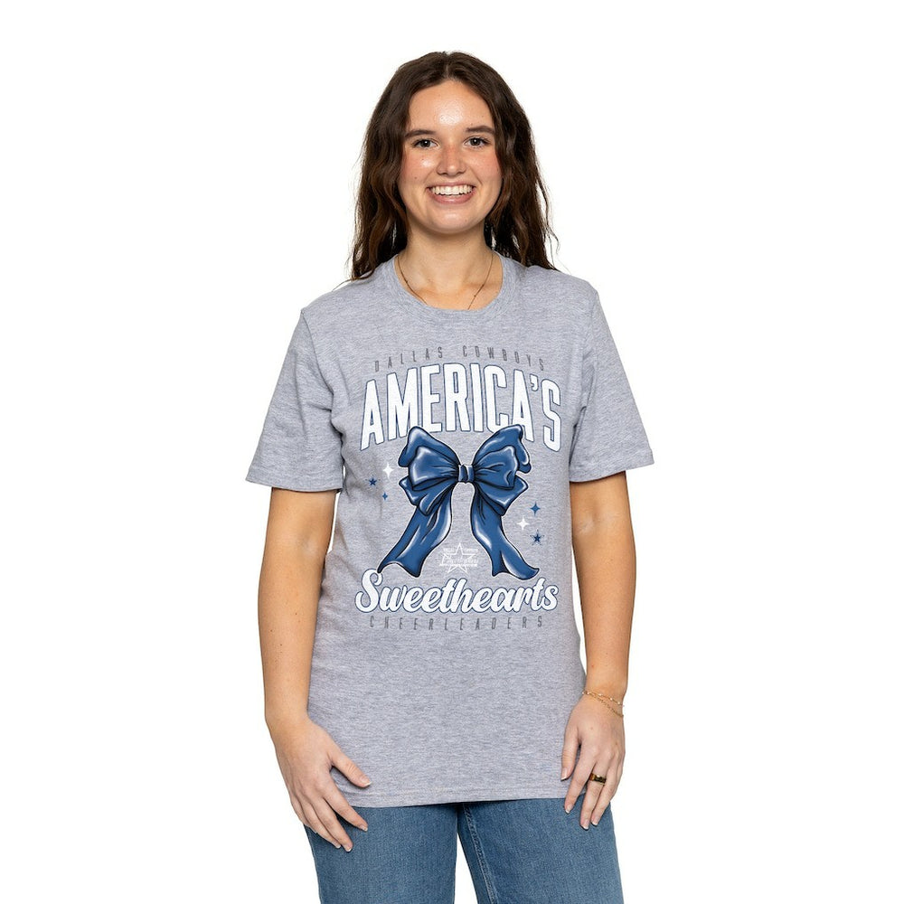 Cheerleaders Women's Sweetheart Bow T-Shirt - Dallas Cowboys T-shirts