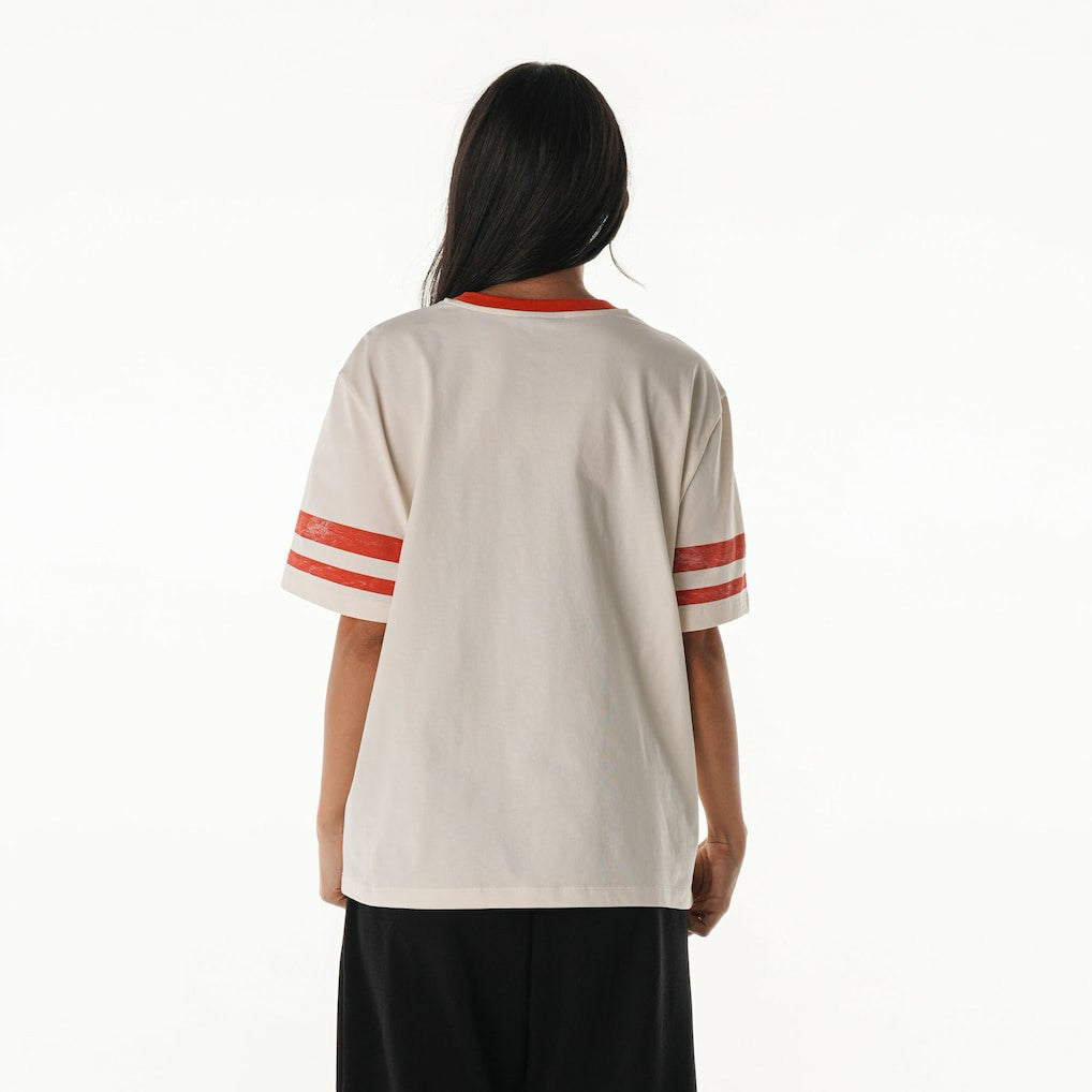 The Wild Collective Women's Vintage Drop Shoulder Oversized Boyfriend T-Shirt - Kansas City Chiefs T-shirts