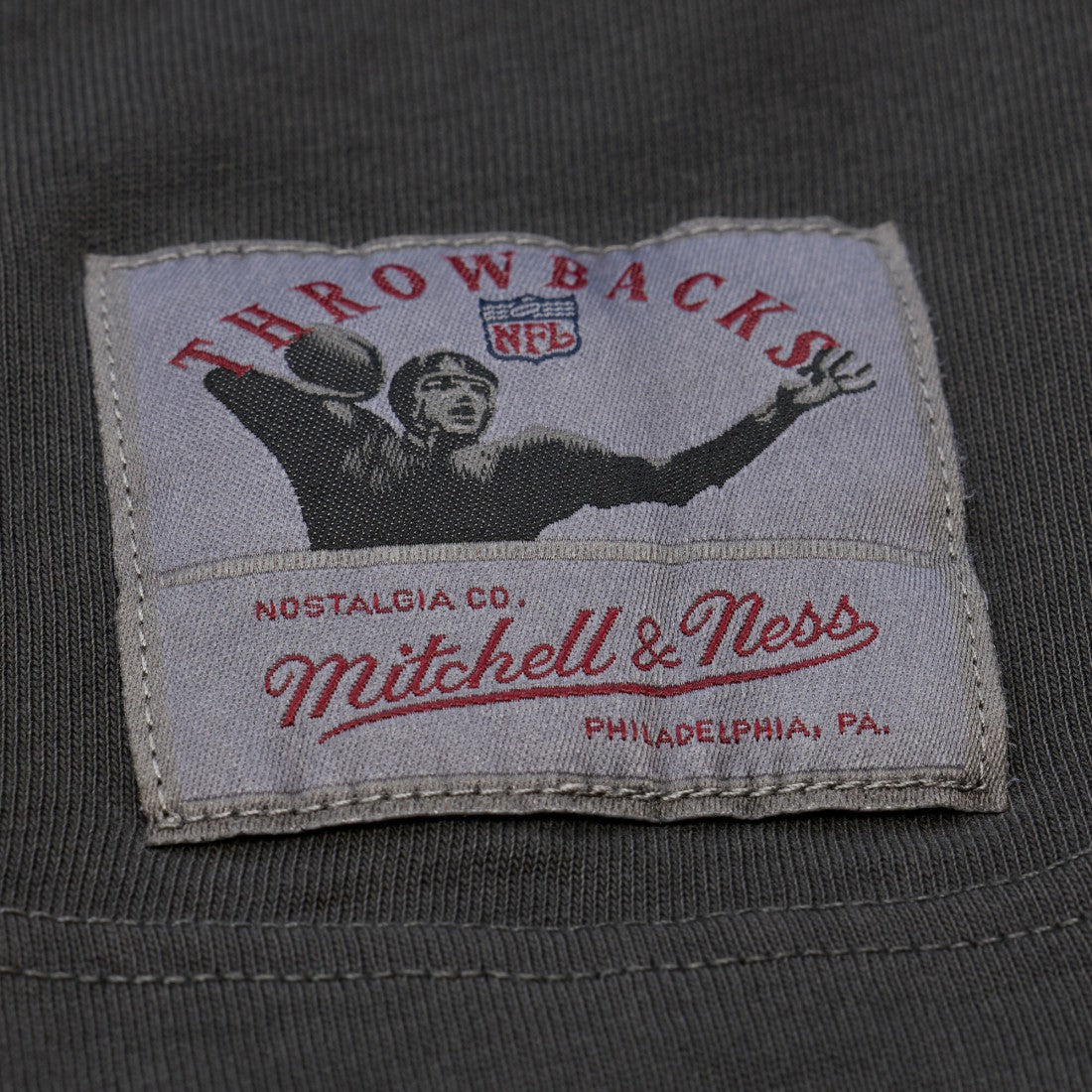 Downtown Collection Premium Vintage Logo T-Shirt - Tampa Bay Buccaneers T-shirts
