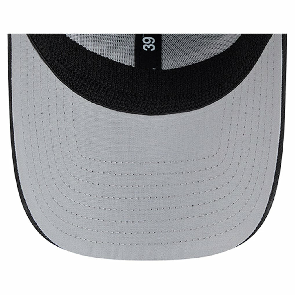 Stripes 39THIRTY Flex Hat - Philadelphia Eagles Hats
