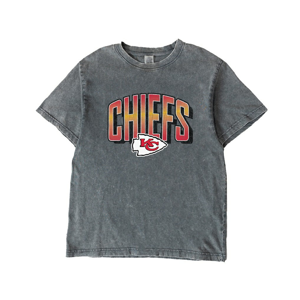Gameday Couture Women's Peak Performance Oversized Snow Wash T-Shirt - Kansas City Chiefs T-shirts