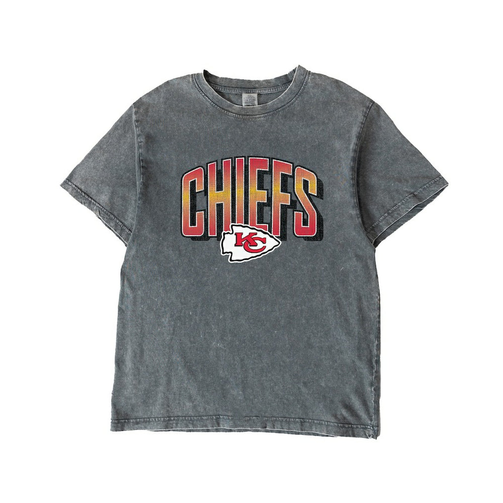 Gameday Couture Women's Peak Performance Oversized Snow Wash T-Shirt - Kansas City Chiefs T-shirts