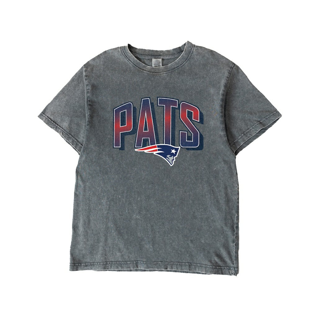 Gameday Couture Women's Peak Performance Oversized Snow Wash T-Shirt - New England Patriots T-shirts