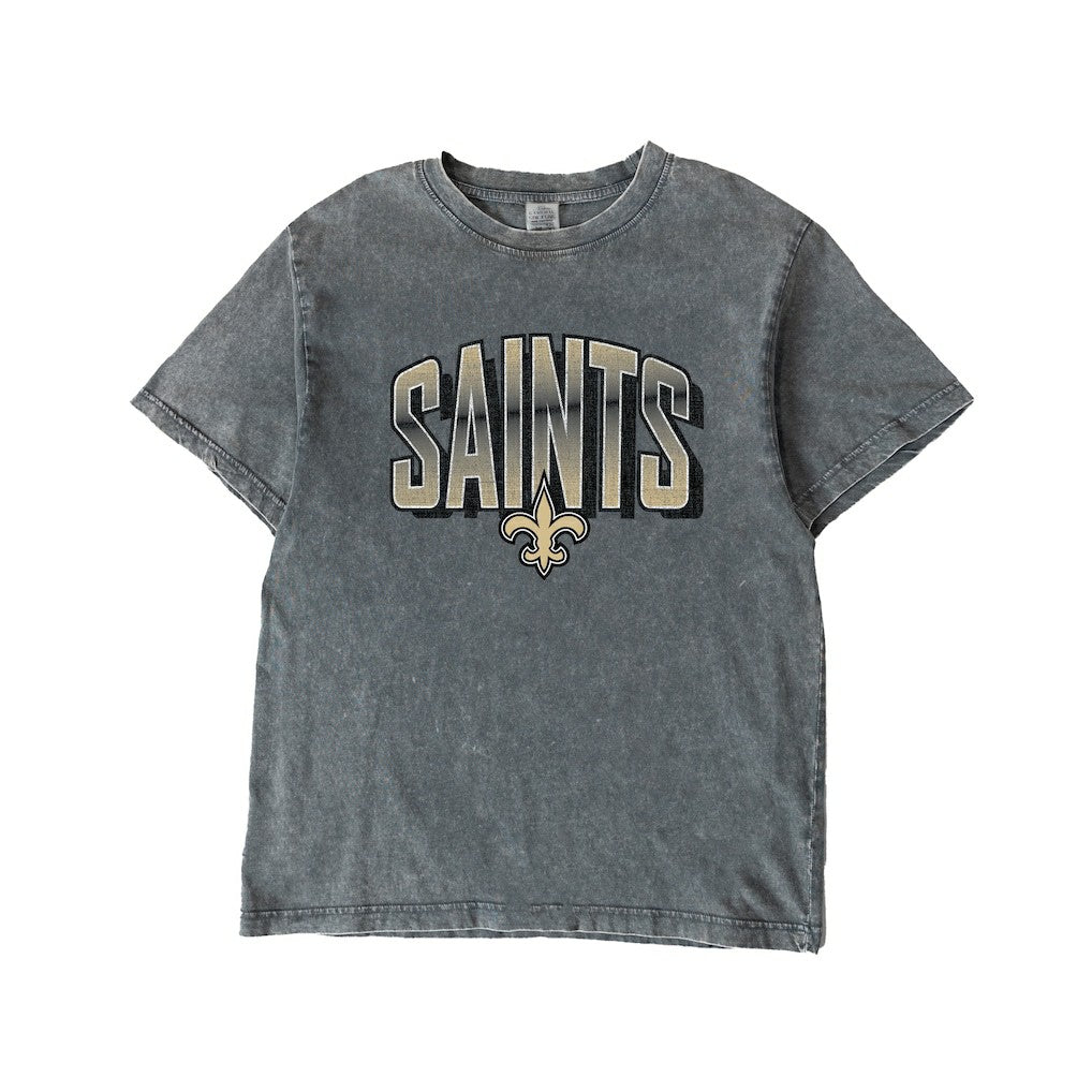Gameday Couture Women's Peak Performance Oversized Snow Wash T-Shirt - New Orleans Saints T-shirts