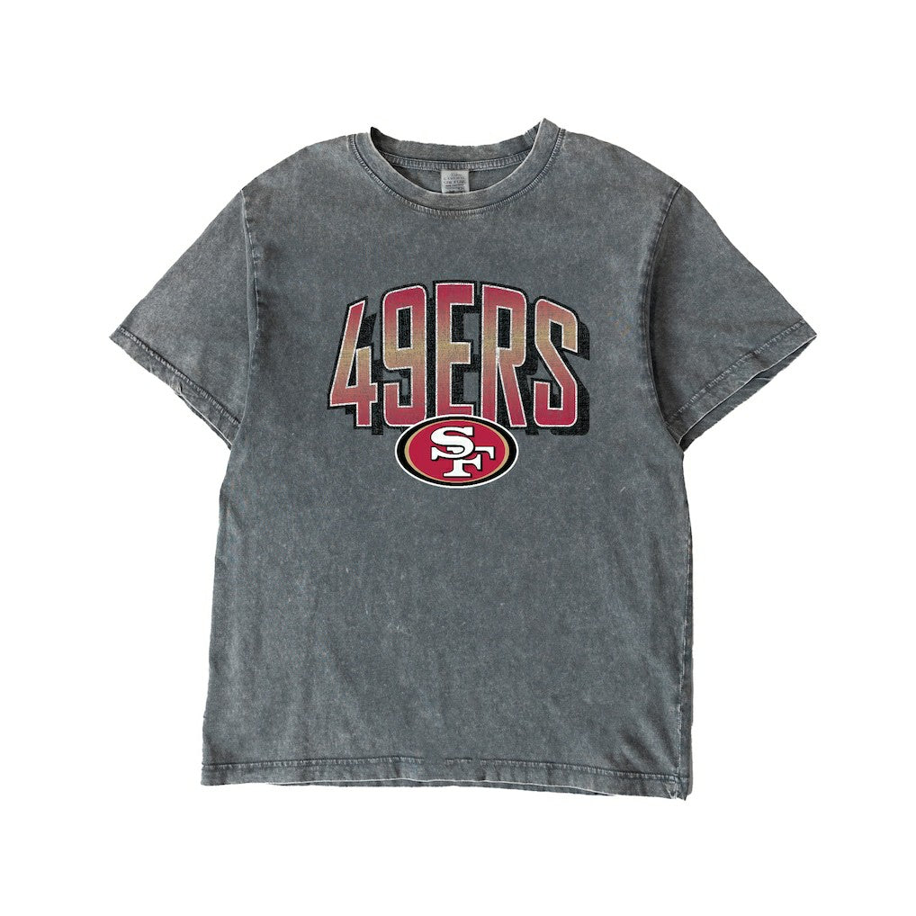 Gameday Couture Women's Peak Performance Oversized Snow Wash T-Shirt - San Francisco 49ers T-shirts