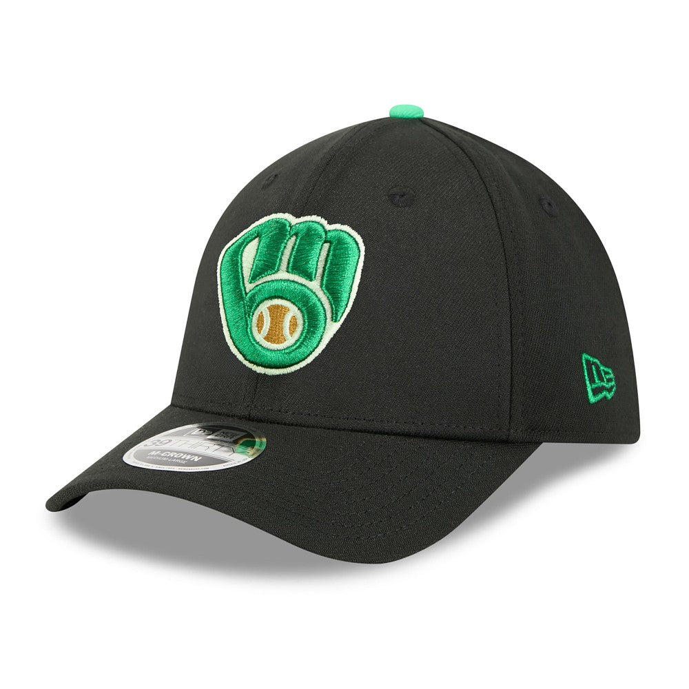 Black Milwaukee Brewers New Era 2026 St. Patrick's Day 39THIRTY Flex Hat