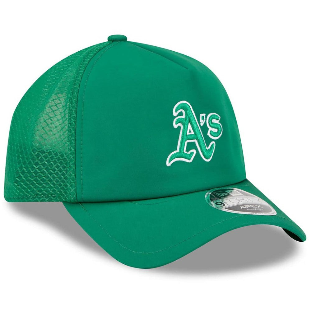 Kelly Green Athletics New Era 2026 Batting Practice Alternate Apex 9FORTY Adjustable Hat