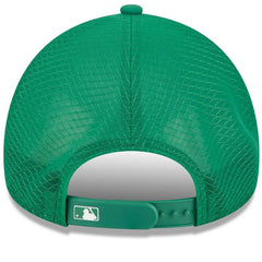 Kelly Green Athletics New Era 2026 Batting Practice Alternate Apex 9FORTY Adjustable Hat