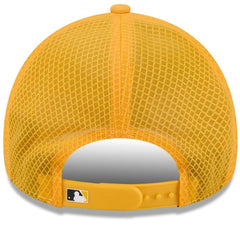 Gold Pittsburgh Pirates New Era 2026 Batting Practice Apex 9FORTY Adjustable Trucker Hat