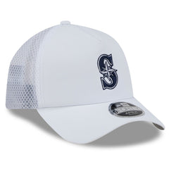 White Seattle Mariners New Era 2026 Batting Practice Apex 9FORTY Adjustable Trucker Hat