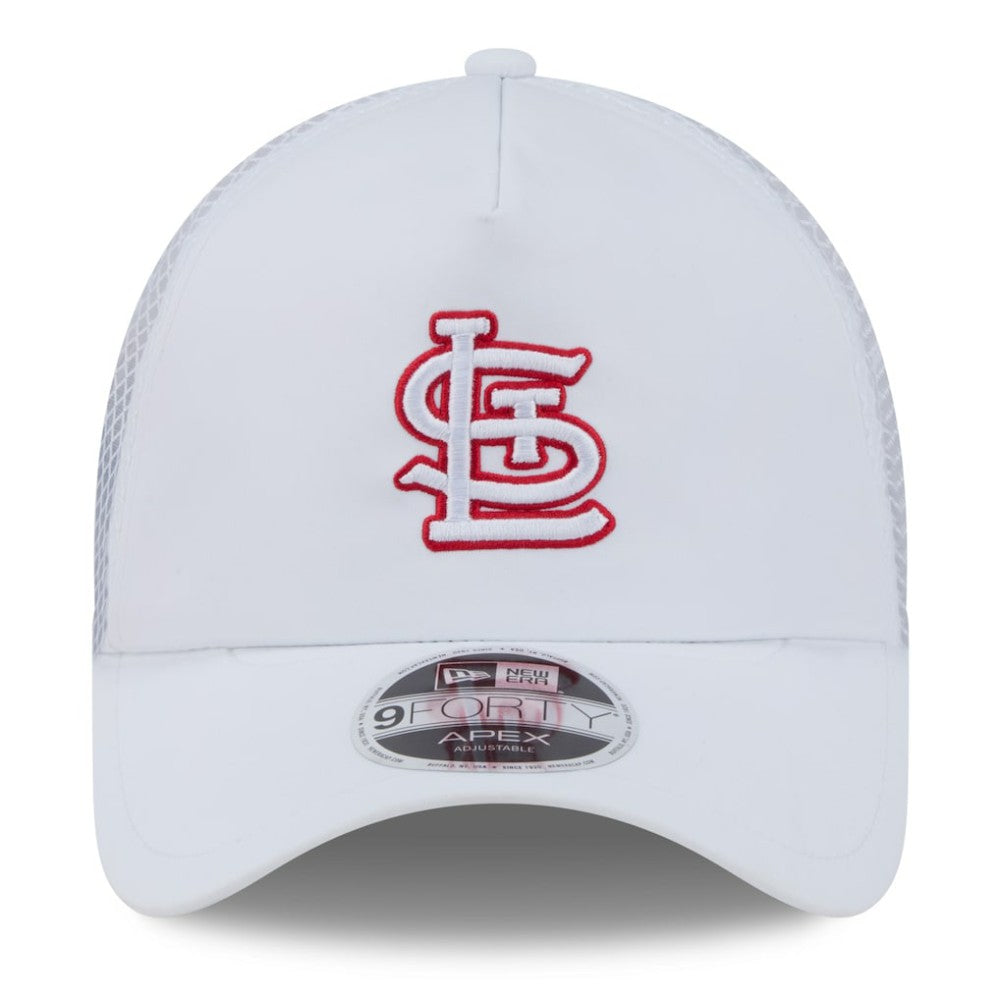 White St. Louis Cardinals New Era 2026 Batting Practice Apex 9FORTY Adjustable Trucker Hat