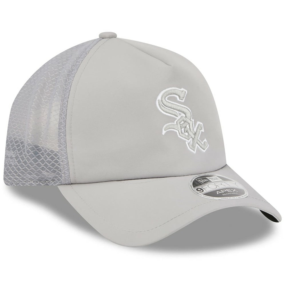 Gray Chicago White Sox New Era 2026 Batting Practice Apex 9FORTY Adjustable Trucker Hat