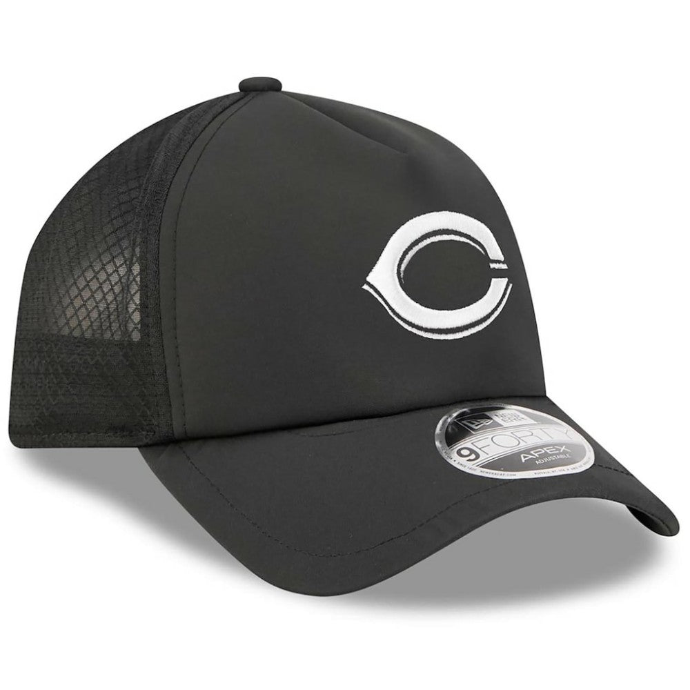 Black Cincinnati Reds New Era 2026 Batting Practice Apex 9FORTY Adjustable Trucker Hat
